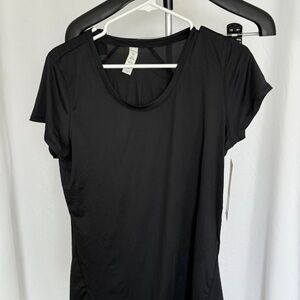 Marika Black Fitted Short Sleeve Athletic Tee